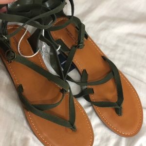 AEO Suede ankle wrap thong sandal